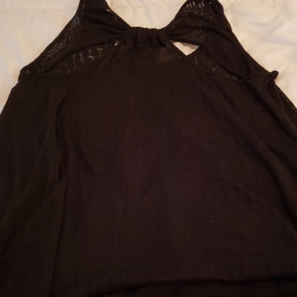 2 med shirts